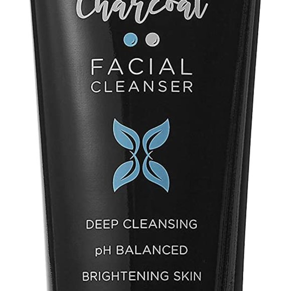 Arctic Beauty Activated Charcoal Facial Cleanser - Picture 2 of 3